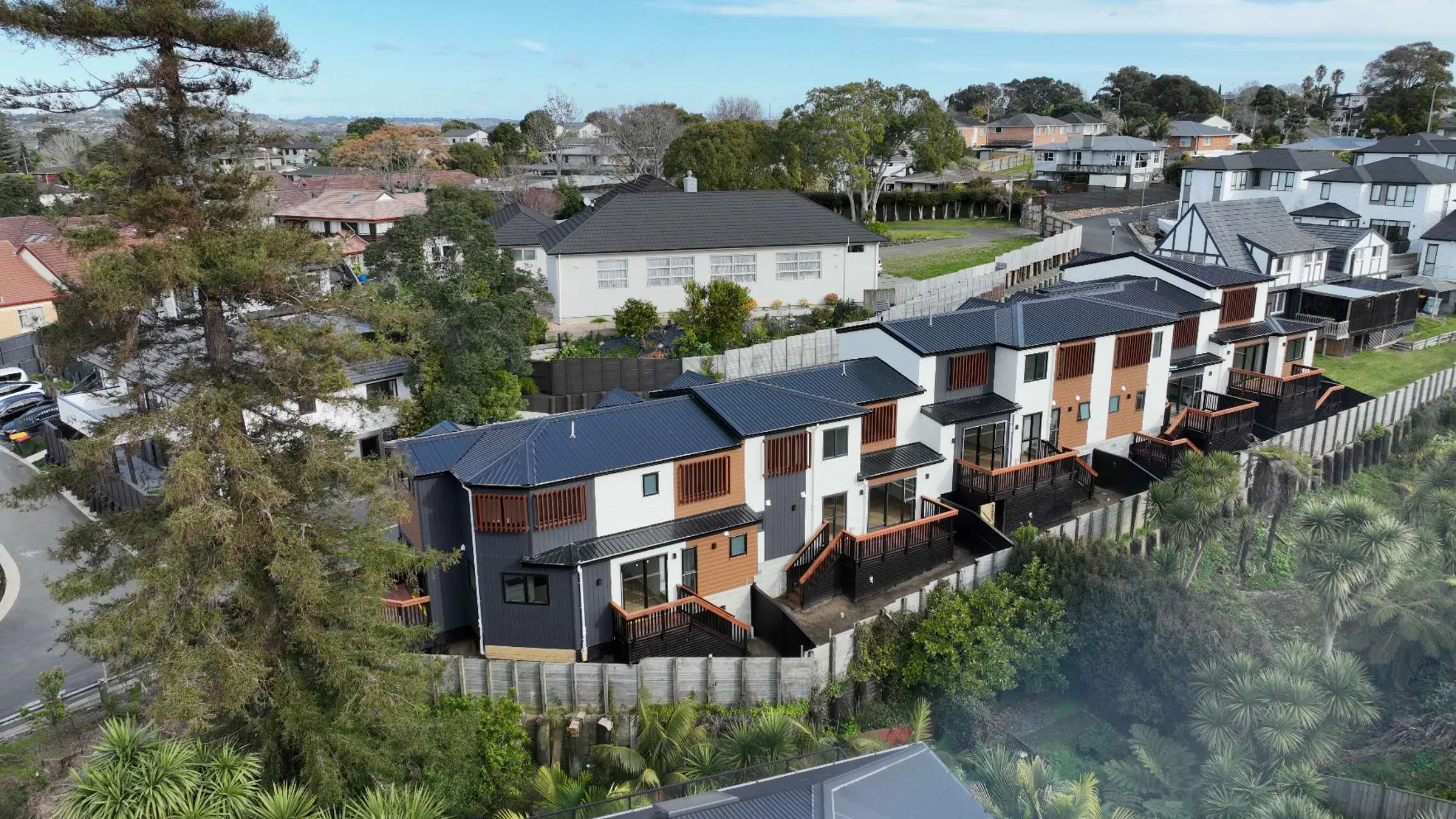 Howick — completed homes, aerial view